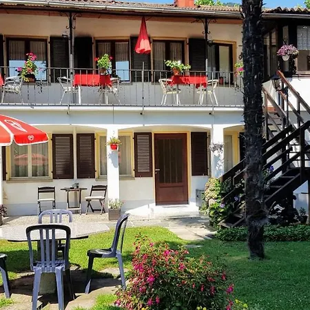 Bed & Breakfast Garni Molinazzo 2*