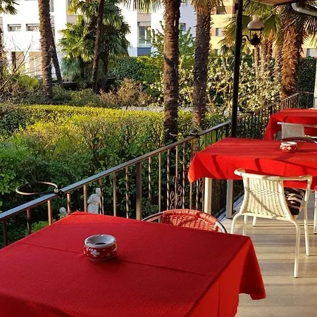 Garni Molinazzo Bed & Breakfast 2*